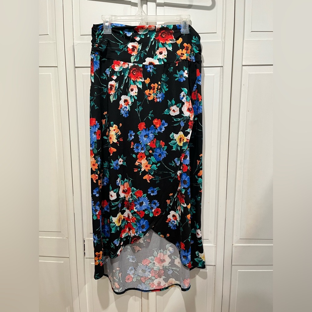 apt 9 floral skirt size large‎ NWOT